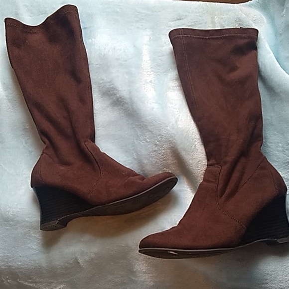 George Shoes - Women's 6.5 brown tall boots